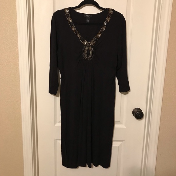 ALFANI Woman Black Long Sleeves dress w/ rhinestones in the front. Size 1X - Picture 5 of 7